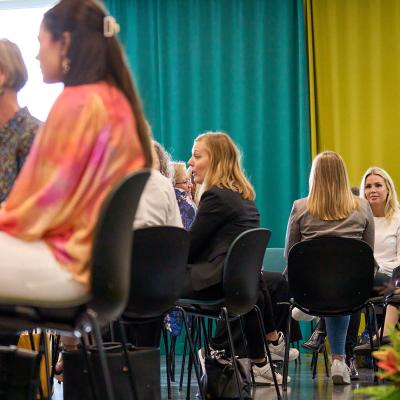 Nätverkande i mindre grupper avslutade kvinnliga nätverksträffen i Malmö 2023