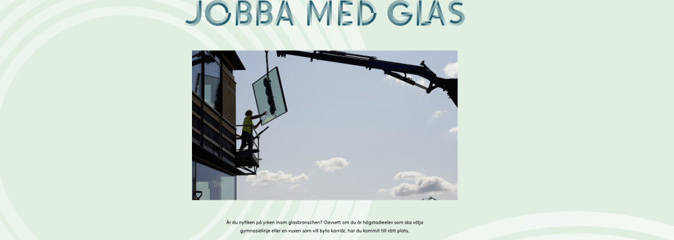 startsidan med JOBBA ME GLAS och en bild på montör