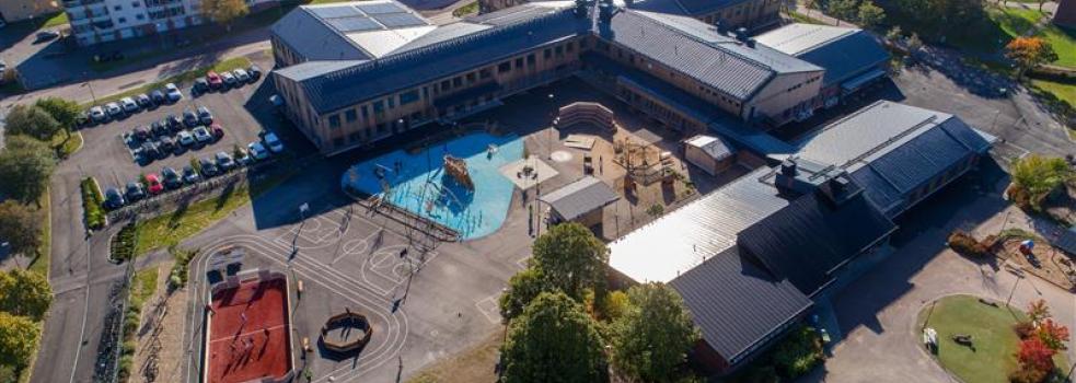 flygbild över åkraskolan