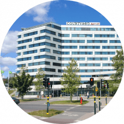 Fasaden till hotellet Courtyard by Marriott
